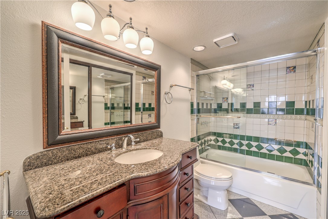 4043 Chalfont Court Property Photo 24