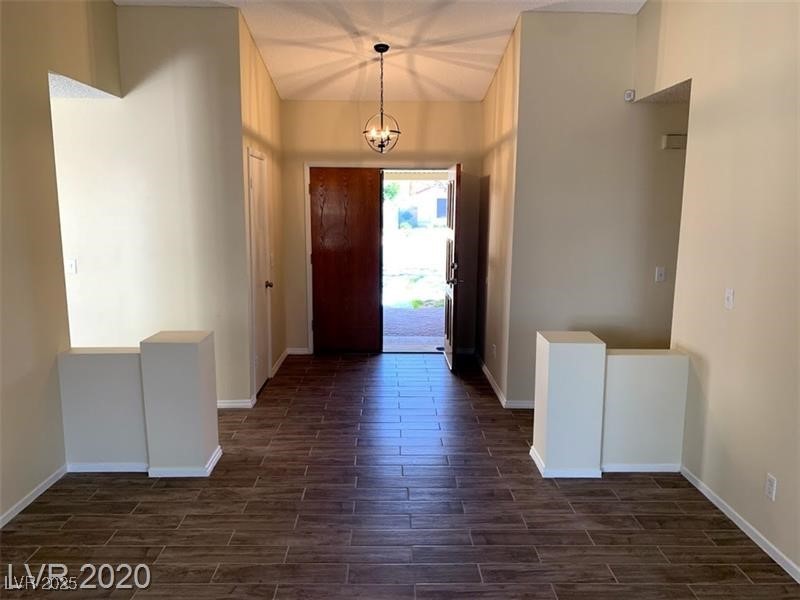6632 Coastal Breeze Court Property Photo 3