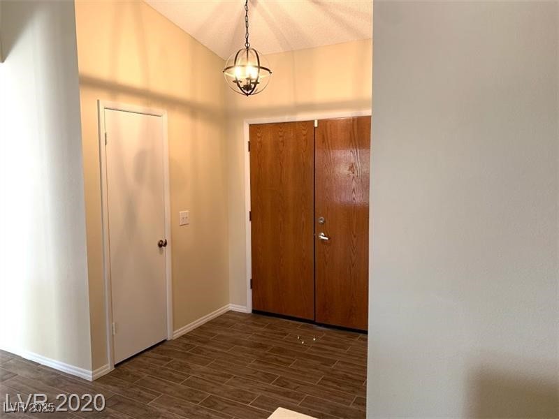 6632 Coastal Breeze Court Property Photo 4