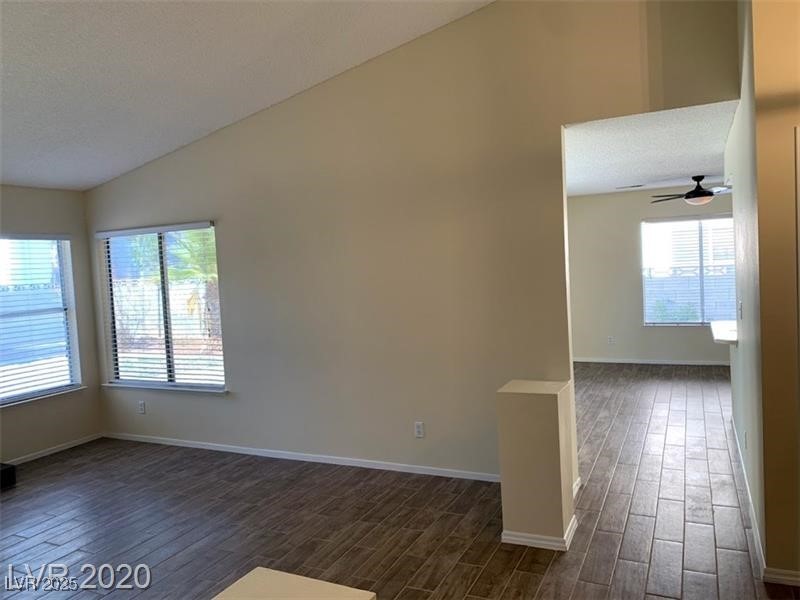 6632 Coastal Breeze Court Property Photo 5