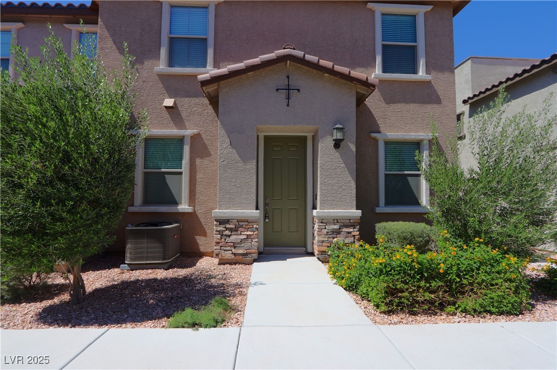 2668233 Property Photo