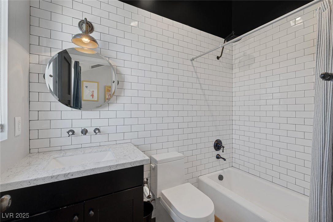 3069 Lascari Avenue Property Photo 47