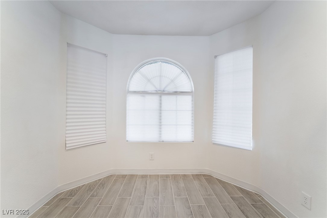 2124 Brighton Shore Street Property Photo 10