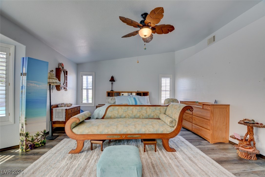 5217 Cold River Avenue Property Photo 15