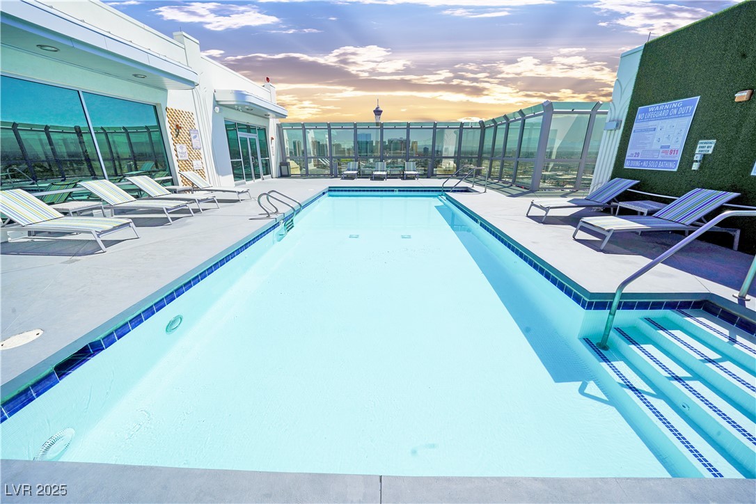 900 Las Vegas Boulevard 903 Property Photo 21