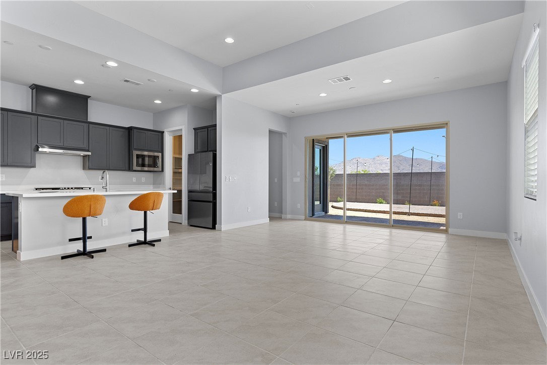 10158 Super Jovian Street Property Photo 2