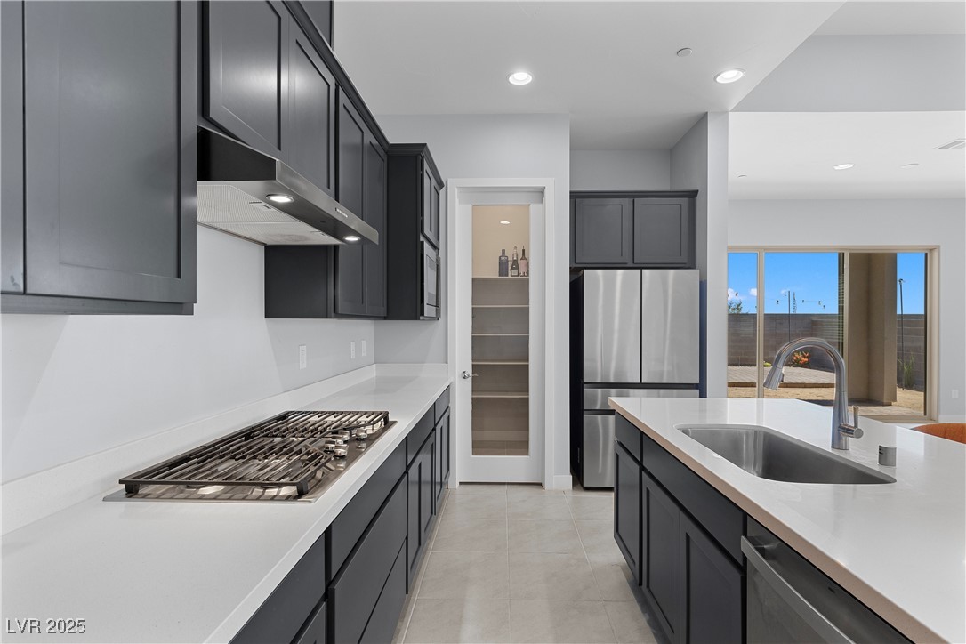 10158 Super Jovian Street Property Photo 5