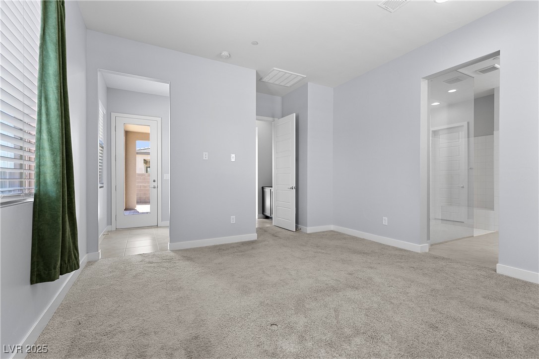 10158 Super Jovian Street Property Photo 7