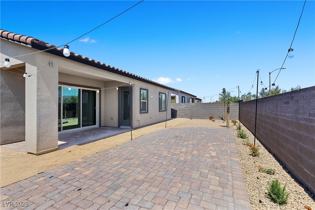 10158 Super Jovian Street Property Photo 12