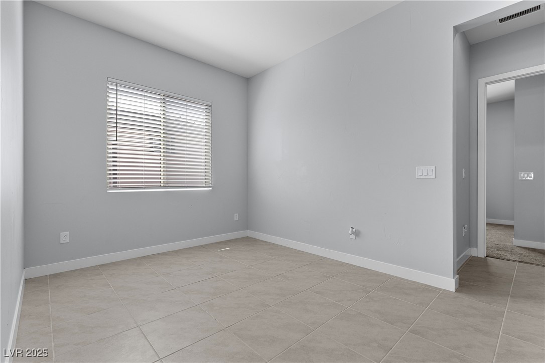 10158 Super Jovian Street Property Photo 16