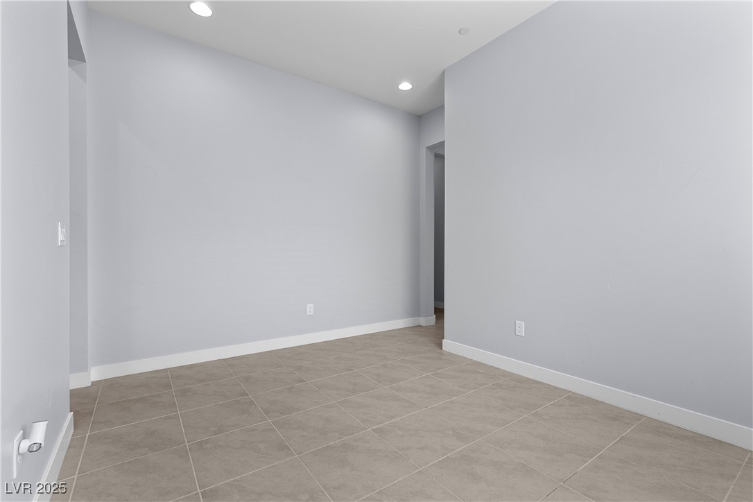 10158 Super Jovian Street Property Photo 17