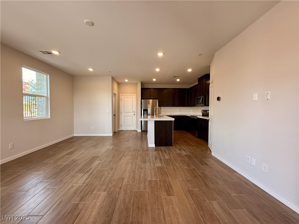 991 Gearus Place Property Photo 6