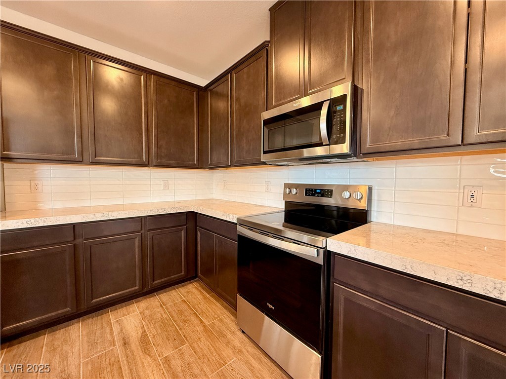 991 Gearus Place Property Photo 13