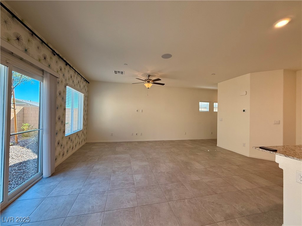 380 Canary Song Drive Property Photo 7