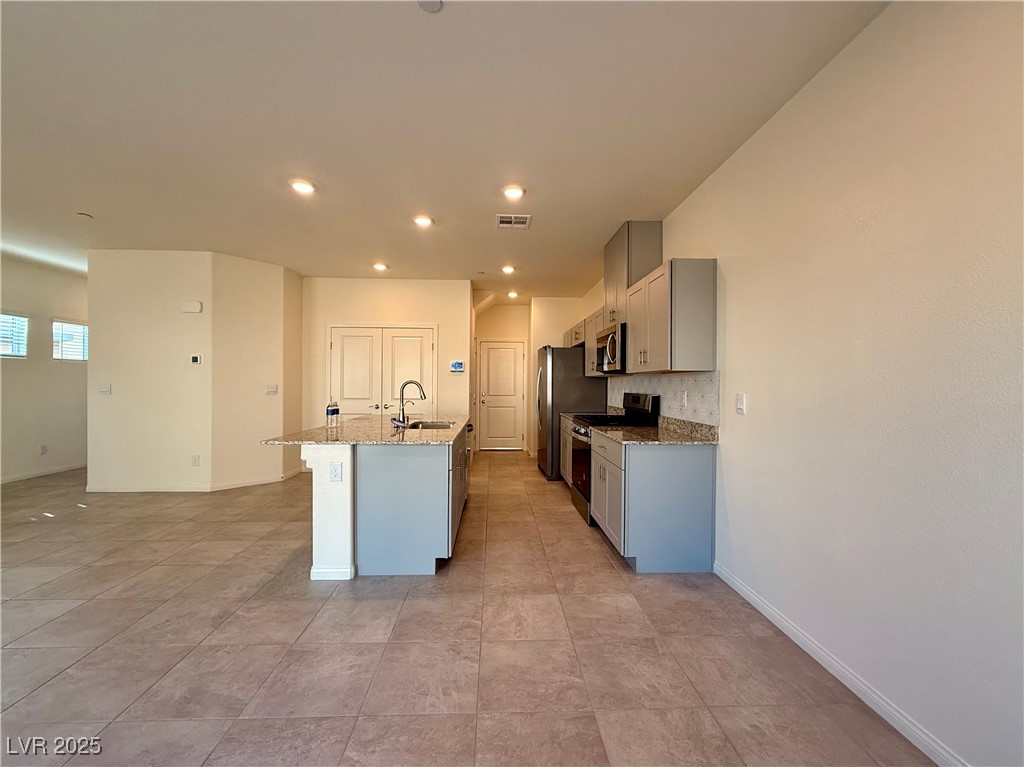380 Canary Song Drive Property Photo 14