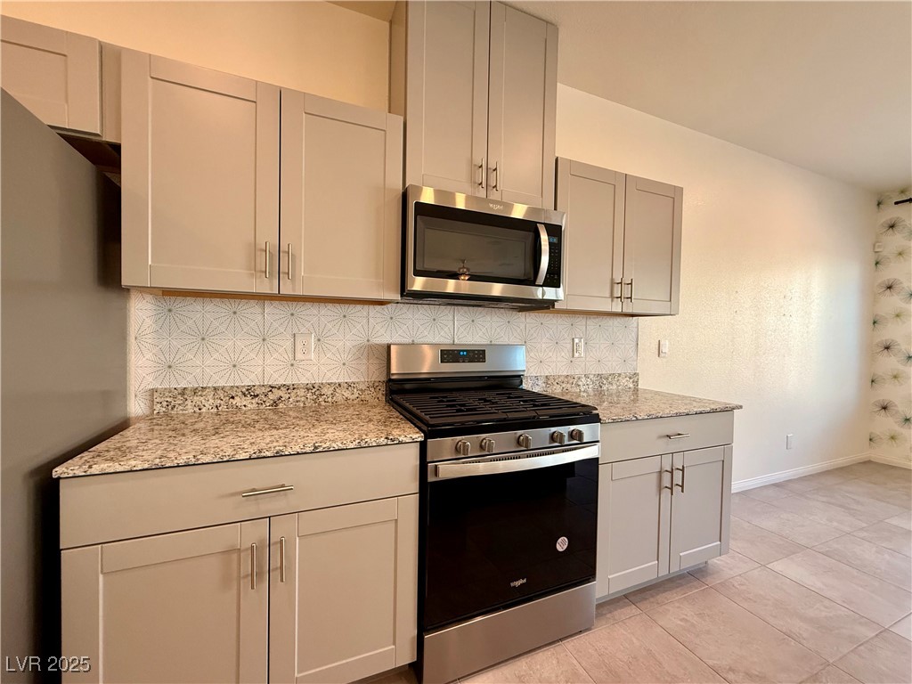 380 Canary Song Drive Property Photo 15