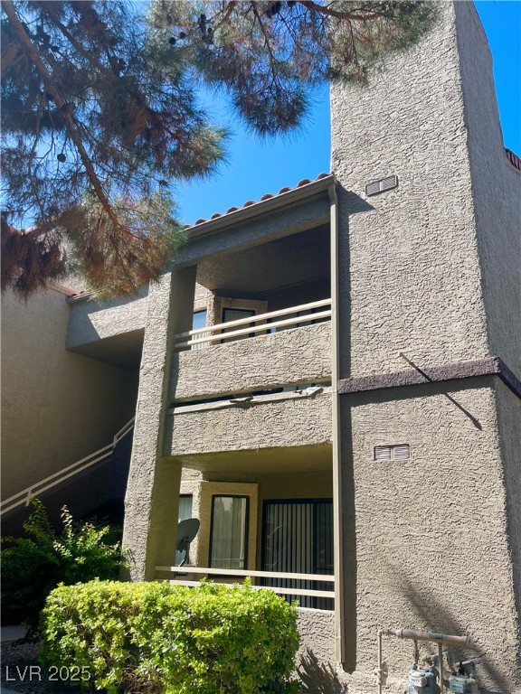 5042 South Rainbow Boulevard 106 Property Photo