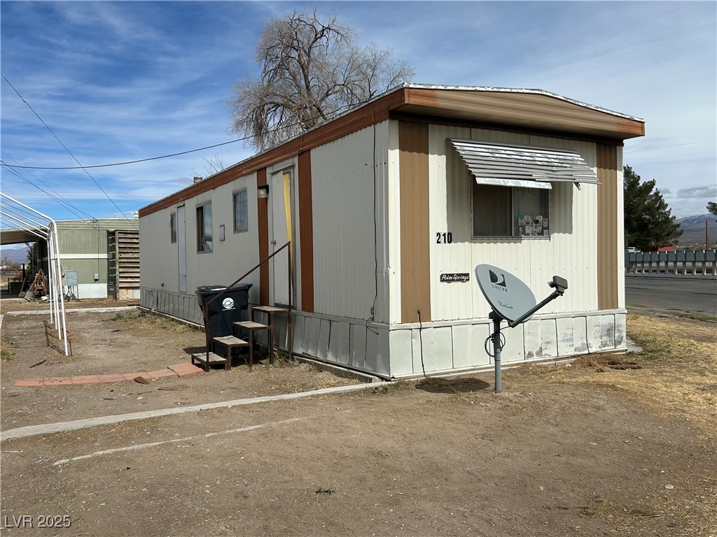 210 West Bonnie Claire Court Property Photo 1