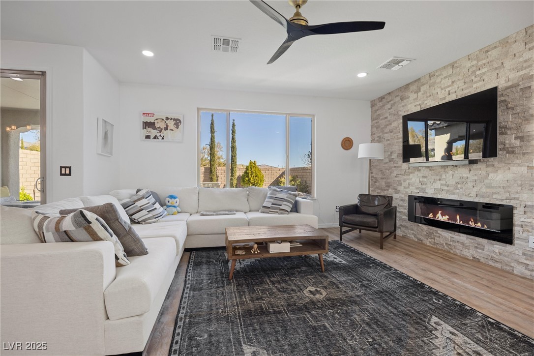 11826 Corenzio Avenue Property Photo 8