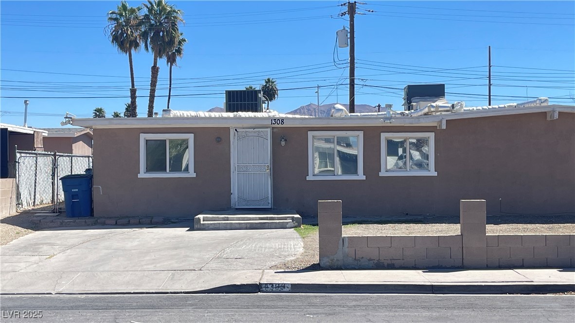1308 Harriet Street Property Photo