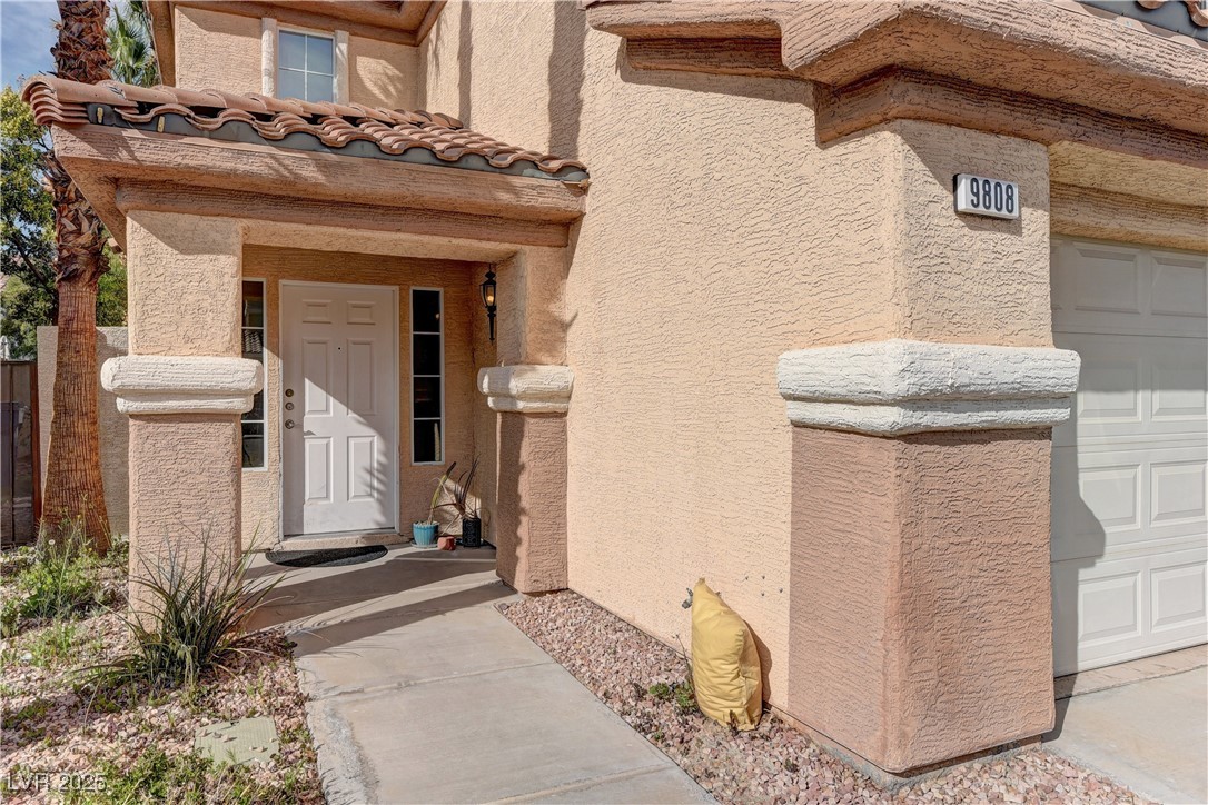 9808 Via Delores Avenue Property Photo 3