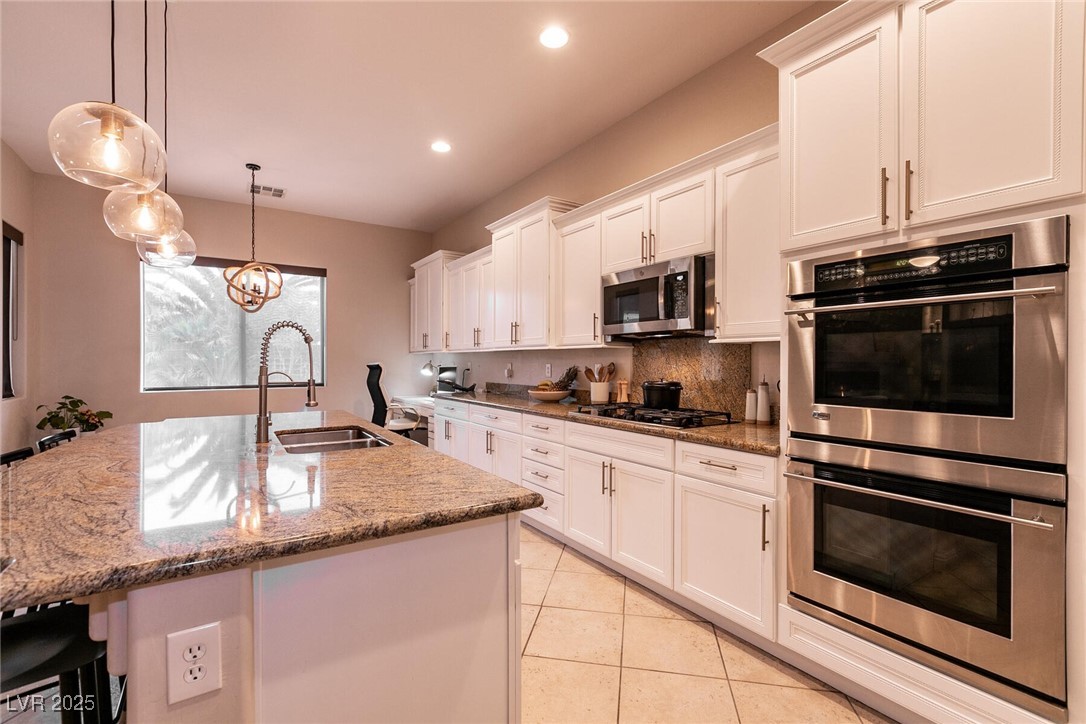 3920 Eiderdown Place Property Photo 11
