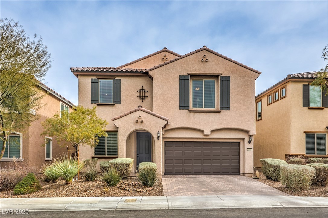 Del Sol Hs Real Estate Listings Main Image