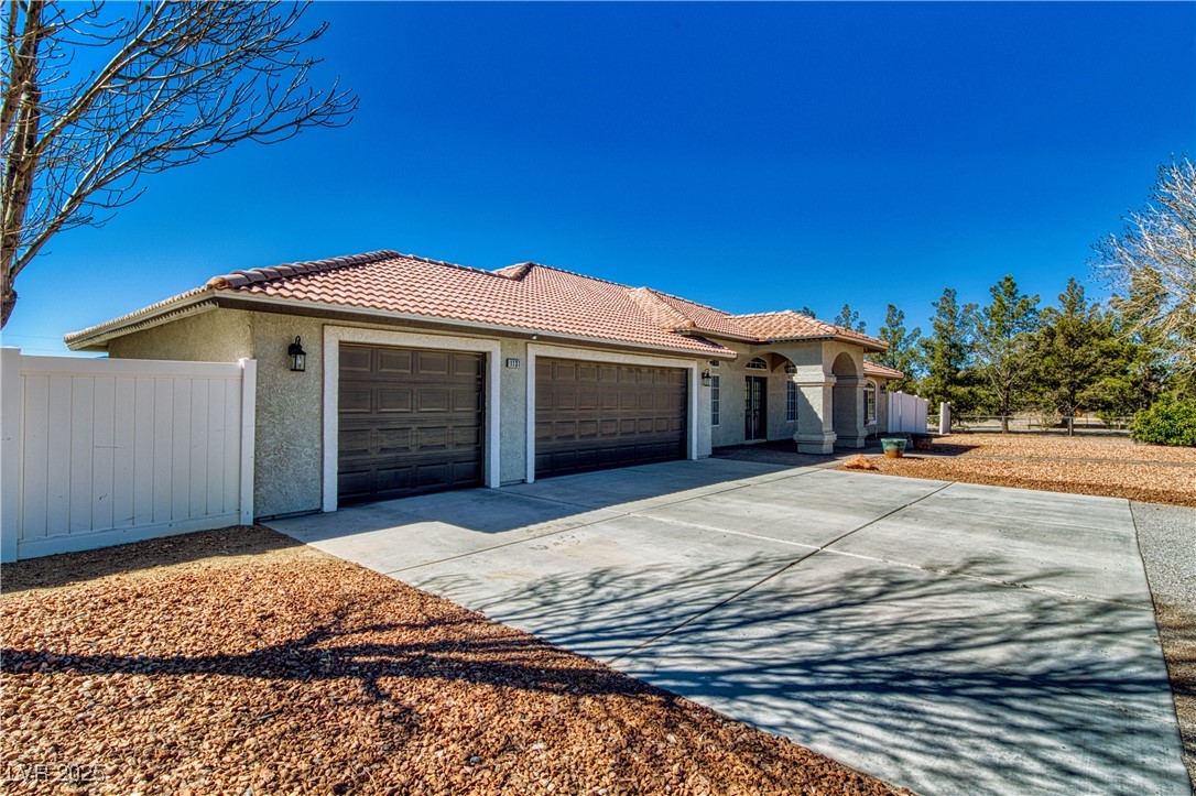 1131 China Street Property Photo