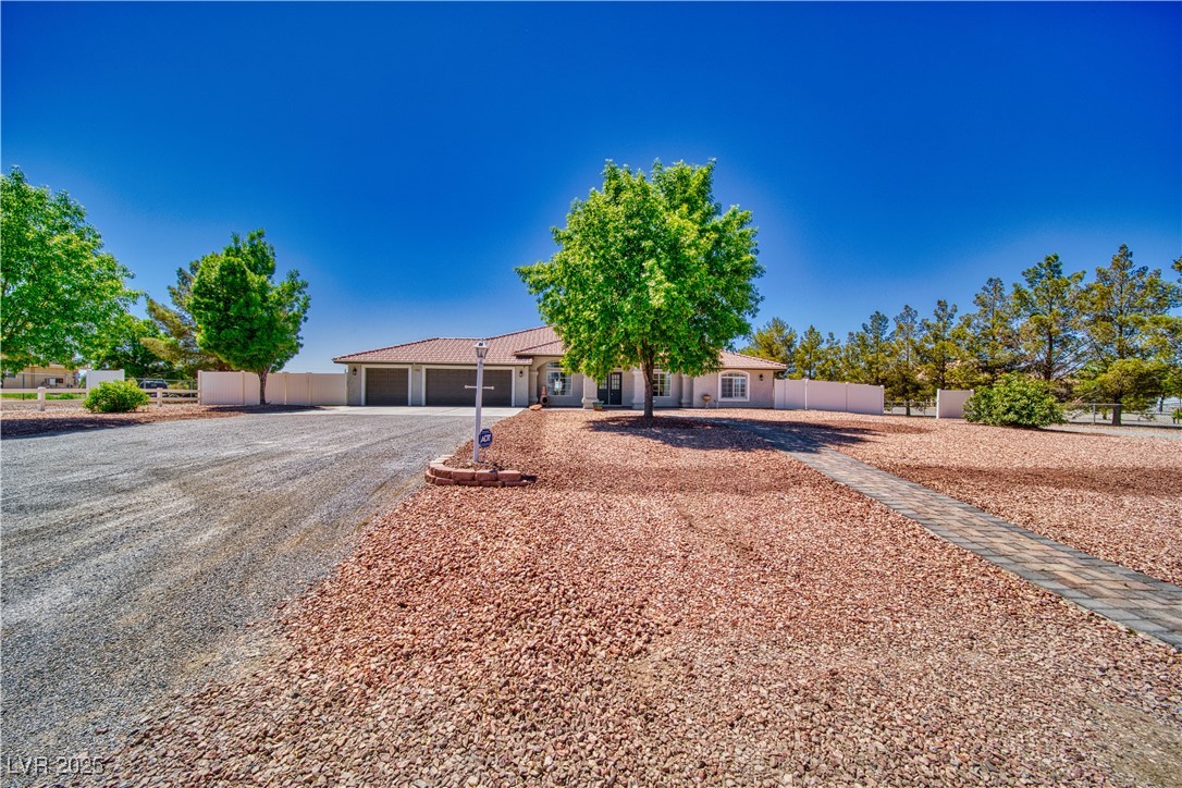 1131 China Street Property Photo 4