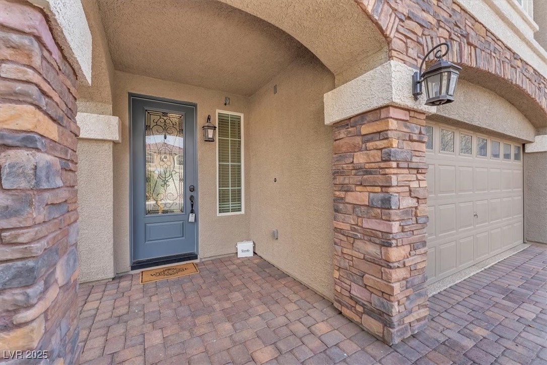 5671 Camilla Cellars Court Property Photo 2