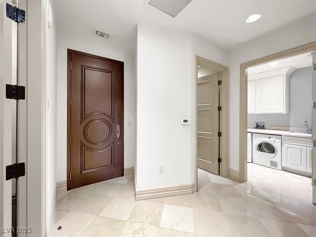 9101 Alta Drive 18 Property Photo 24