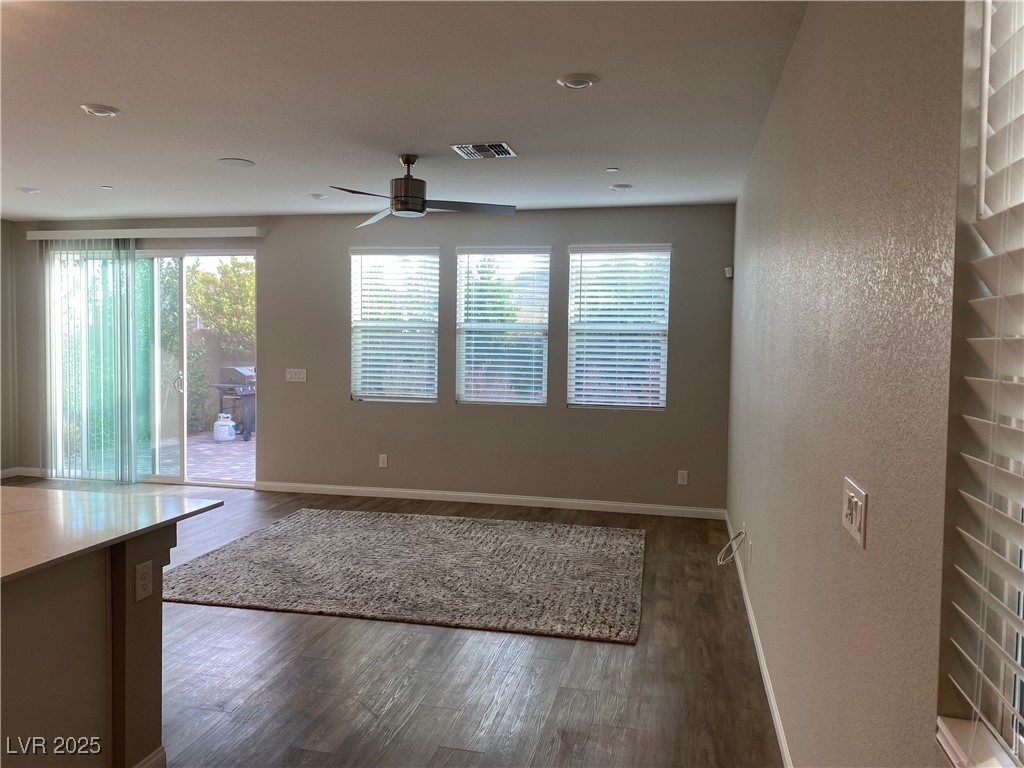 9343 Sully Avenue Property Photo 8