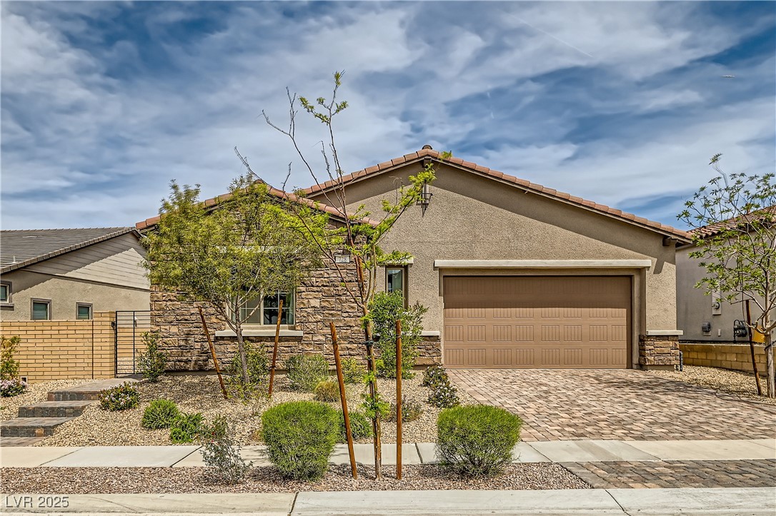 728 Omaggio Place Property Photo