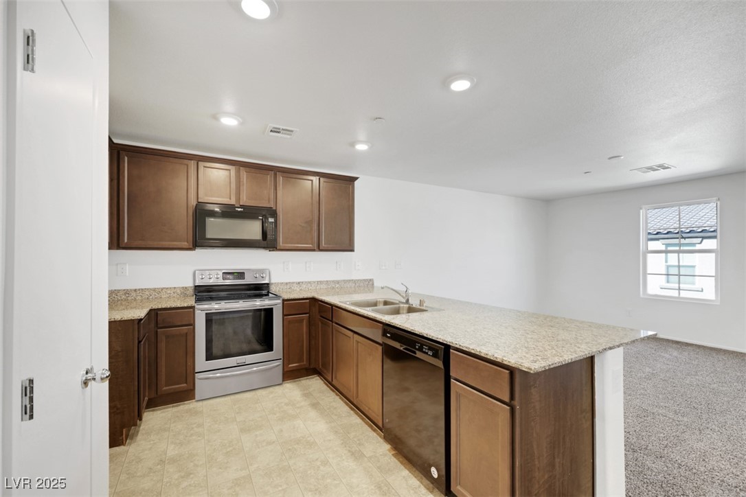 4561 Woolcomber Street Property Photo 2