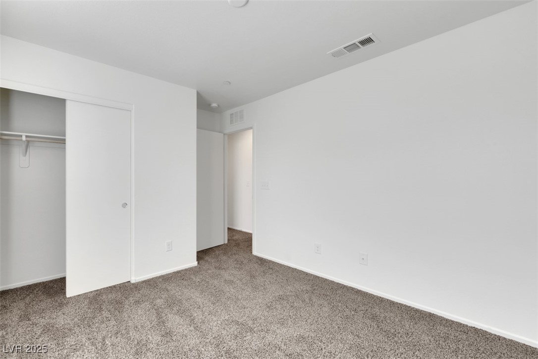 4561 Woolcomber Street Property Photo 16