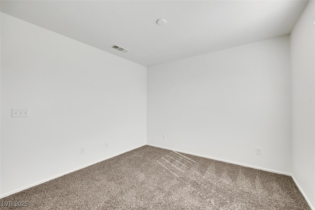 4561 Woolcomber Street Property Photo 17