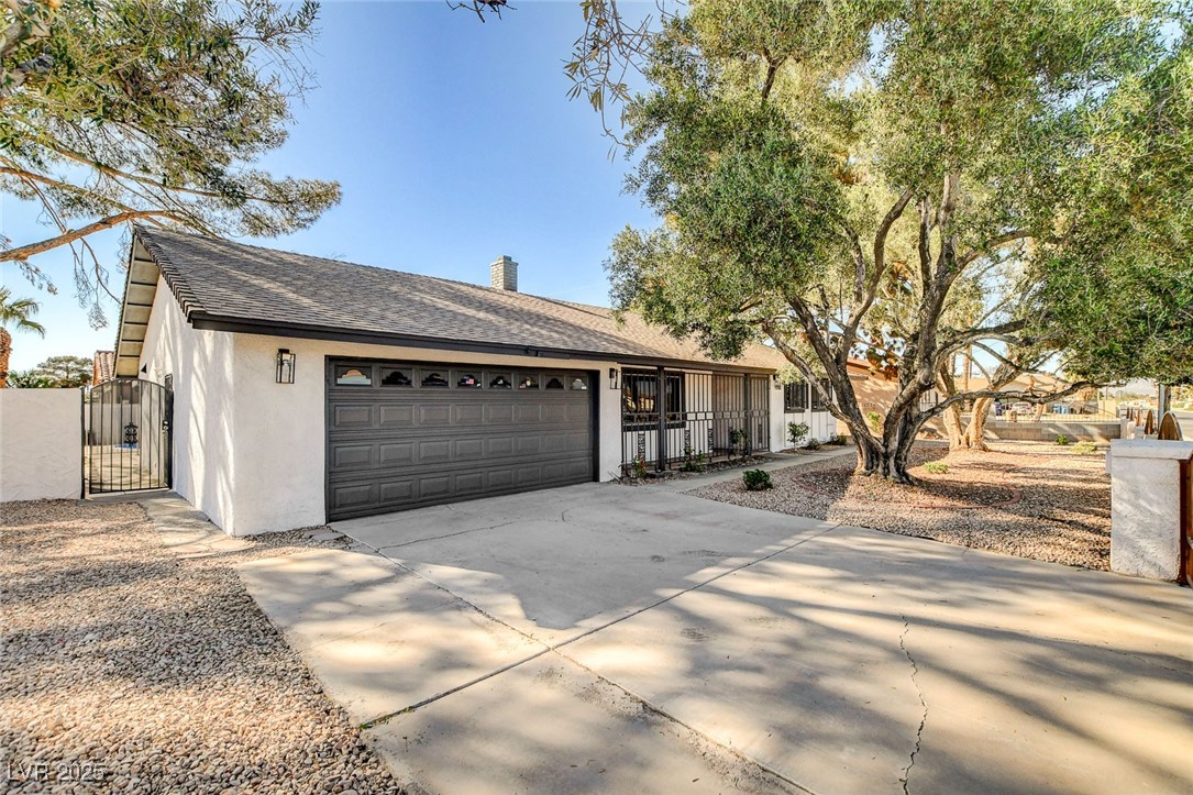 2381 Marion Street Property Photo