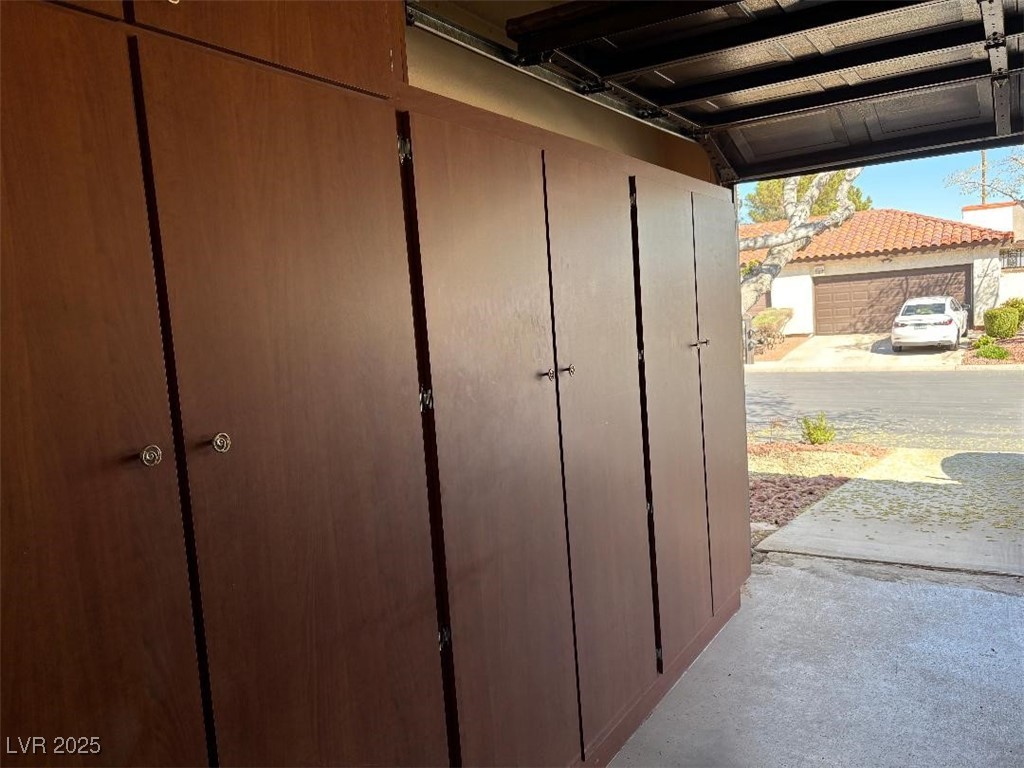 2569 Malabar Avenue Property Photo 18