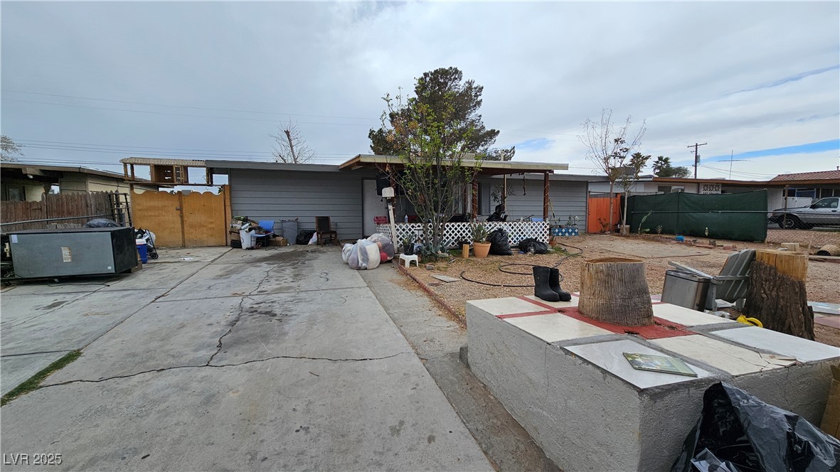 2125 Flower Avenue