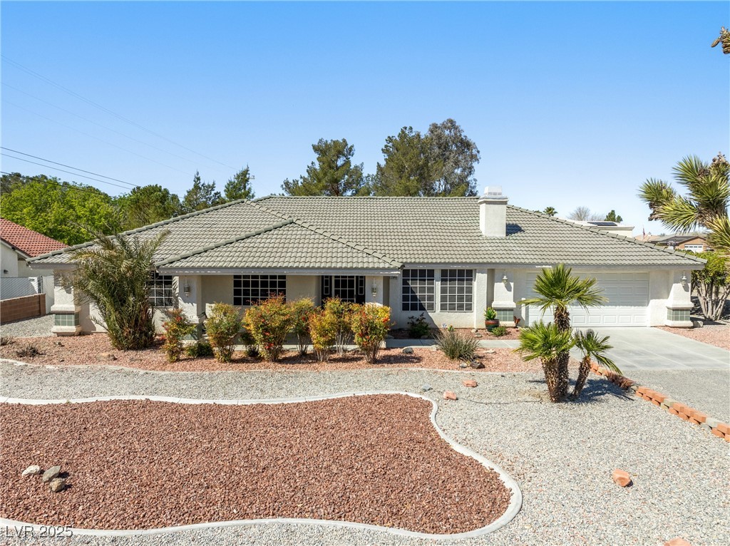 2040 Tucuman Avenue Property Photo 1