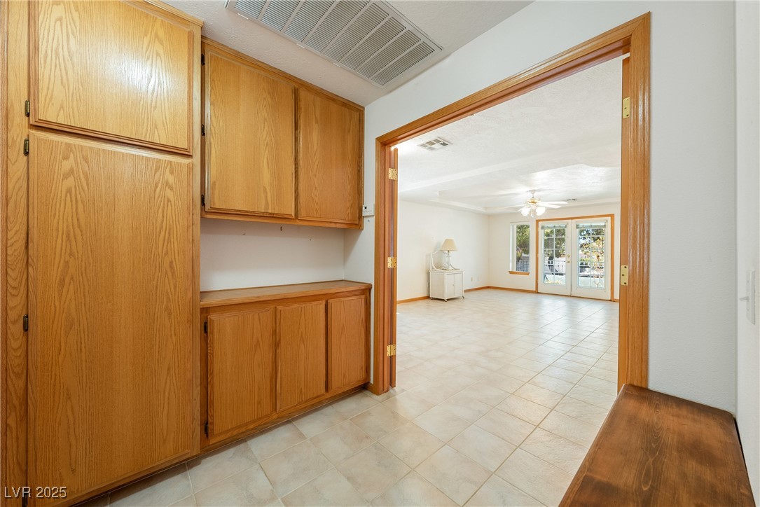 2040 Tucuman Avenue Property Photo 23