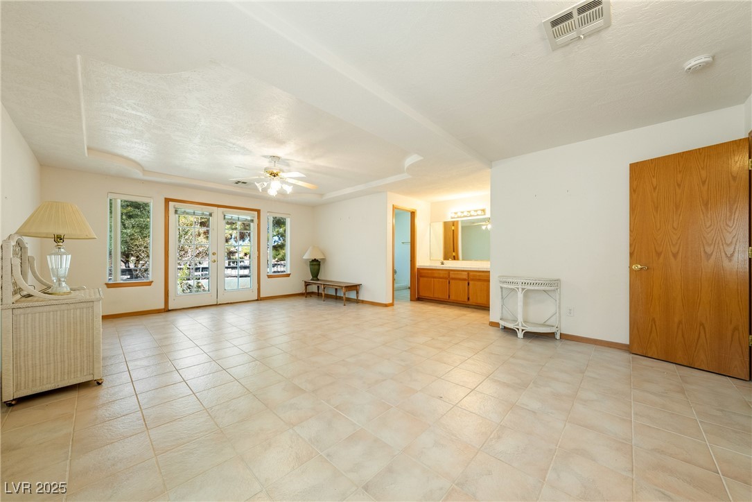 2040 Tucuman Avenue Property Photo 29