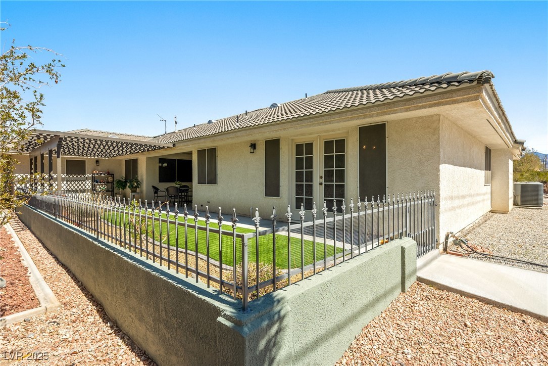 2040 Tucuman Avenue Property Photo 48