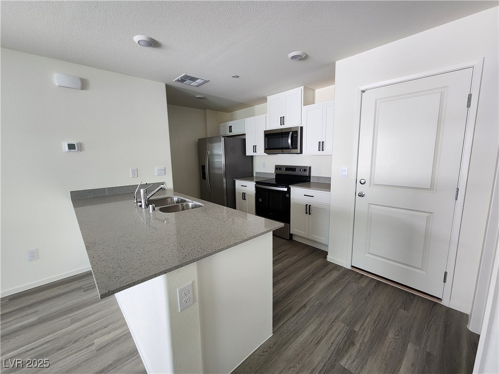 9476 Peaceful River Avenue Property Photo 4