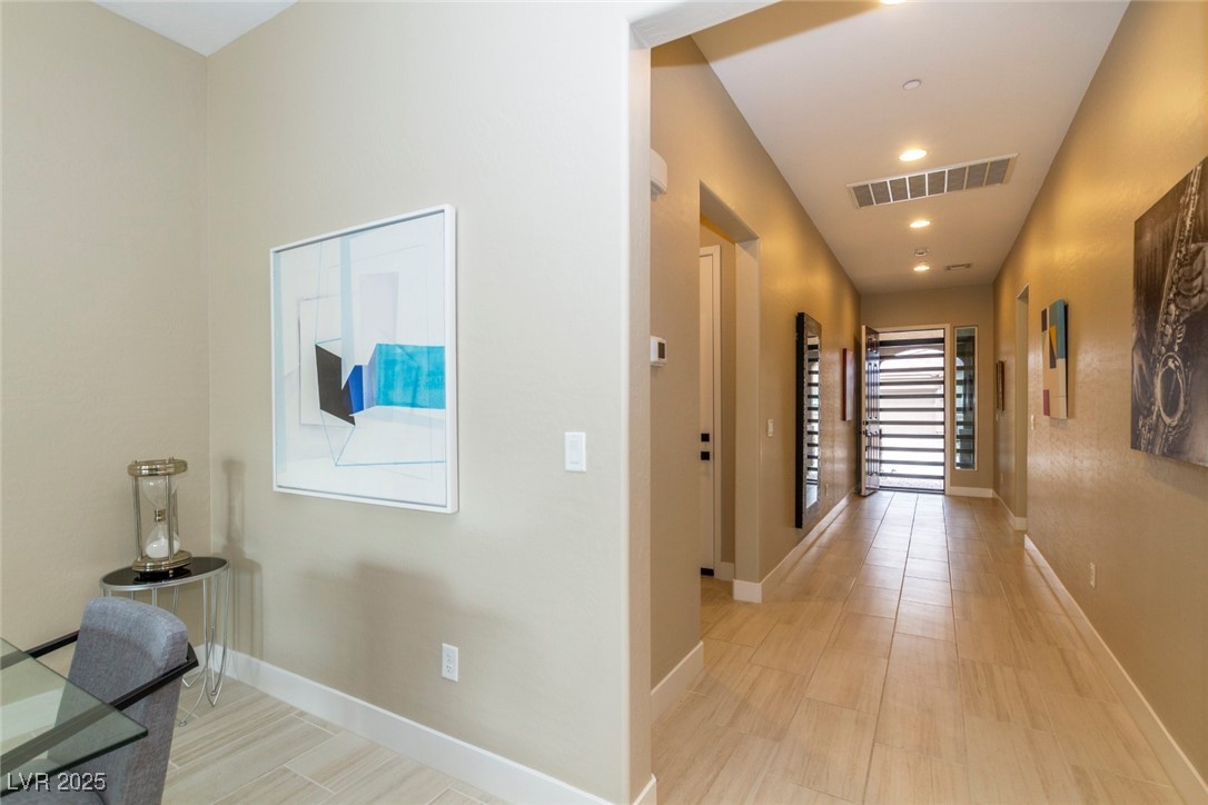 10943 Doresta Avenue Property Photo 7