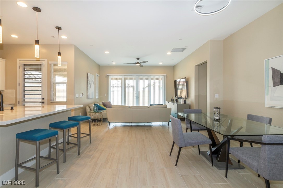 10943 Doresta Avenue Property Photo 8