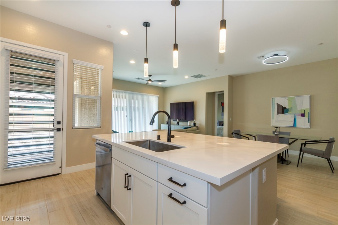 10943 Doresta Avenue Property Photo 12