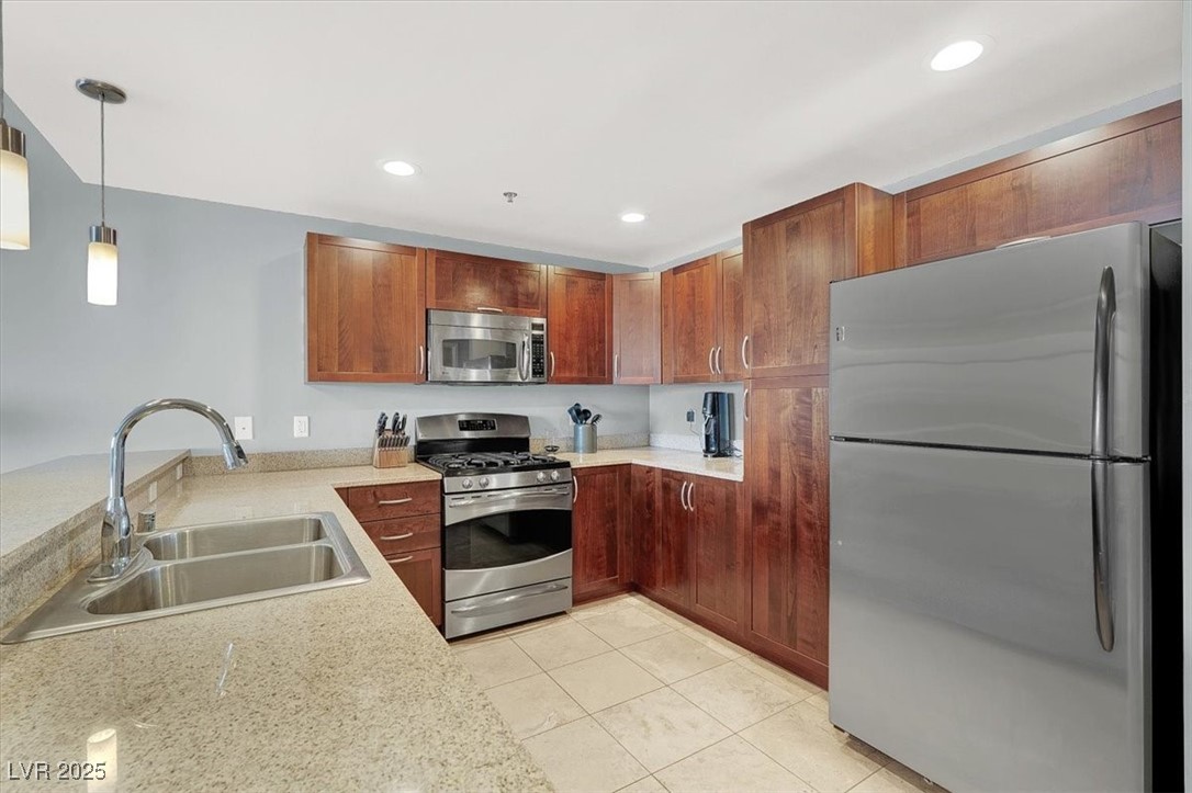 150 Las Vegas Boulevard 918 Property Photo 4
