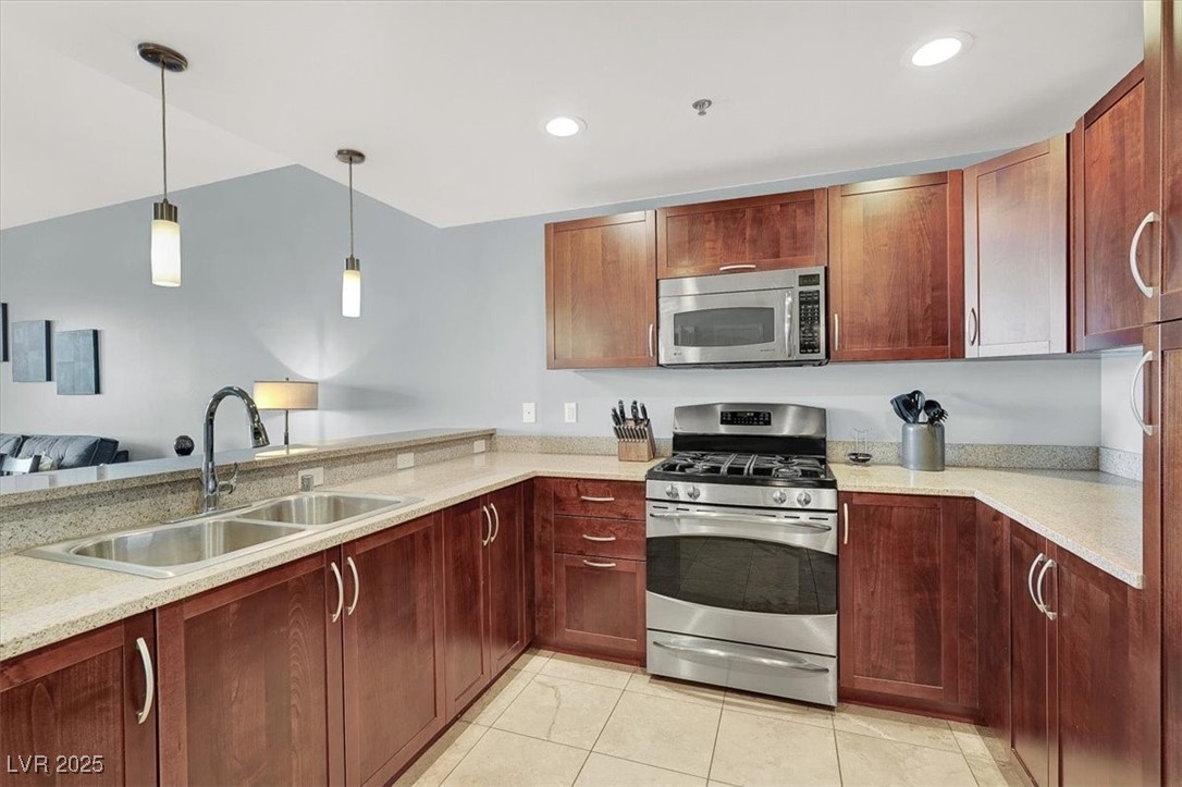 150 Las Vegas Boulevard 918 Property Photo 5