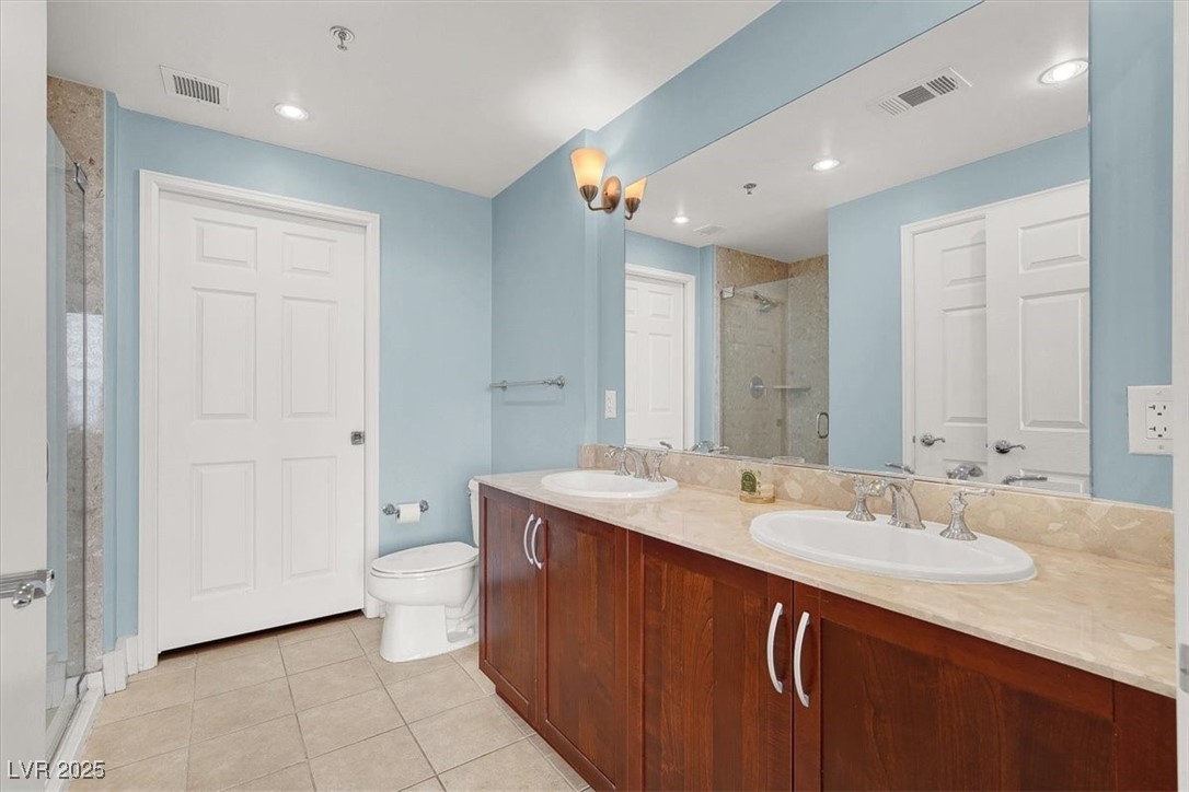 150 Las Vegas Boulevard 918 Property Photo 18